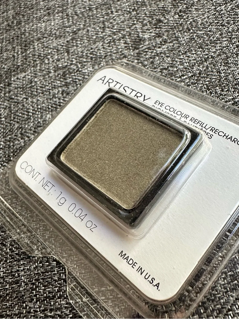 NEW Amway Artistry Eye Colour Refill Eyeshadow 1g 0.04oz Chameleon NOS VTG 90s